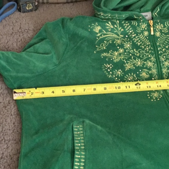 NWOT 2 Piece Set Glitter-scope Green & Gold Metallic Long Sleeve Jogger Set - Picture 10 of 16